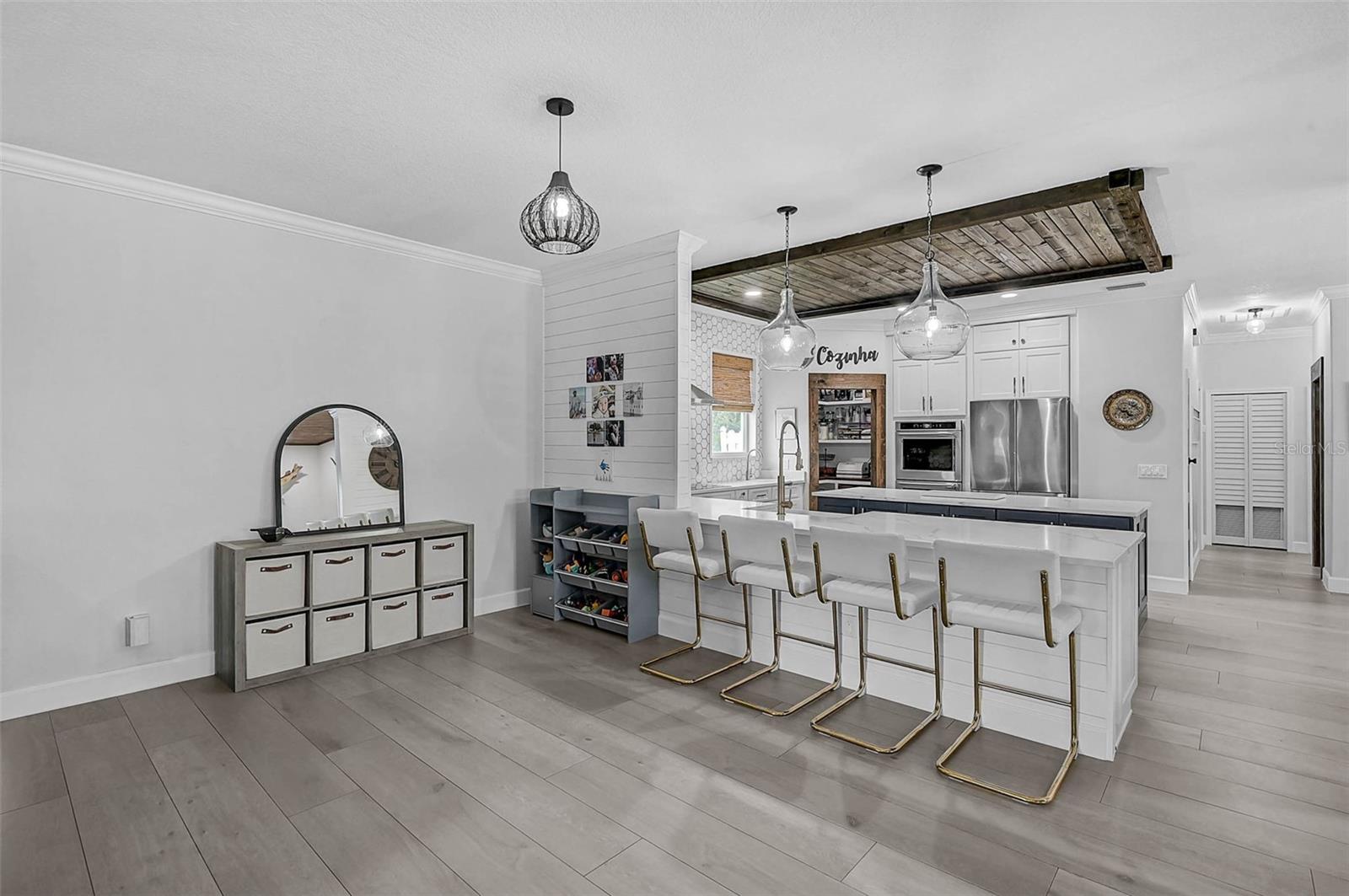 MAGNOLIA HILL - Residential
