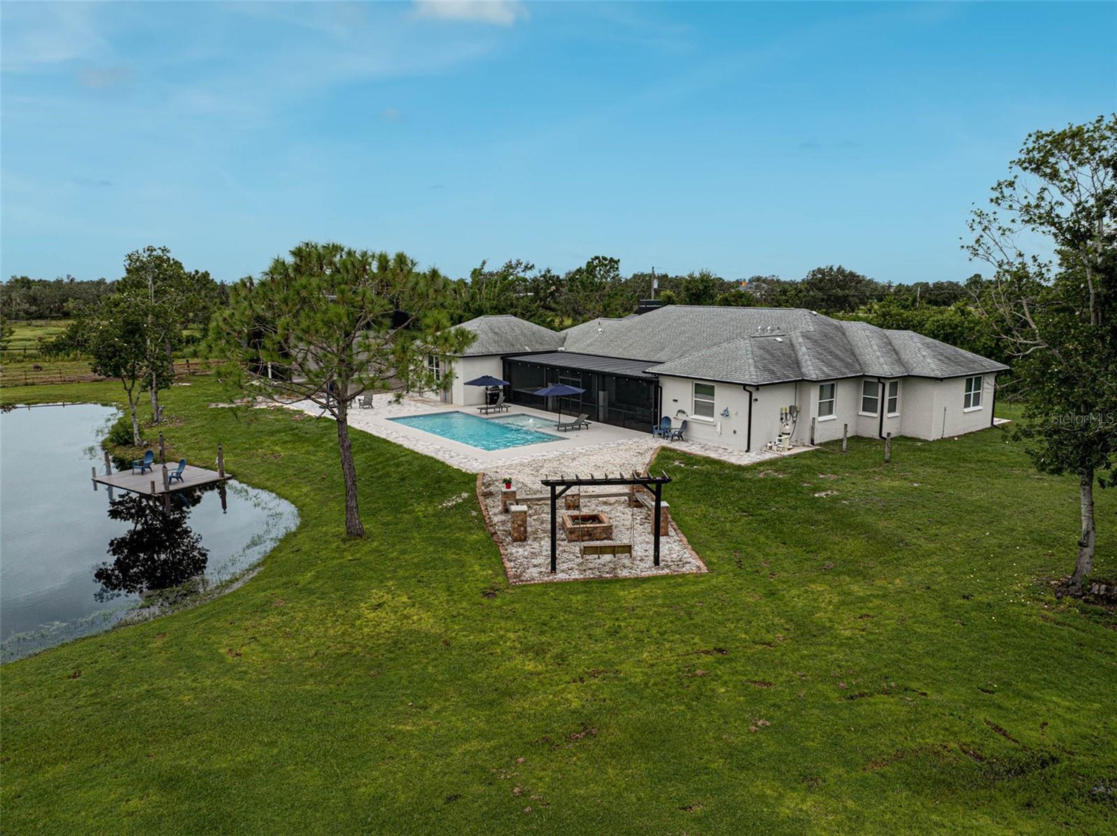 MAGNOLIA HILL - Residential
