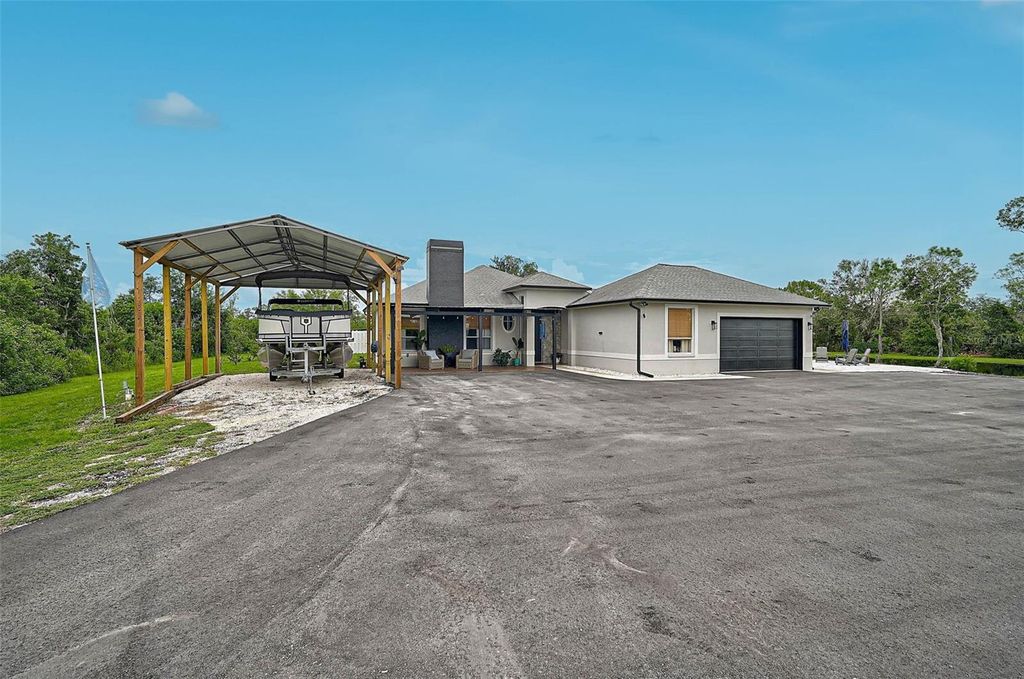 Photo of 28801 100th Drive E, Myakka City, FL 34251 (MLS # N6140283)