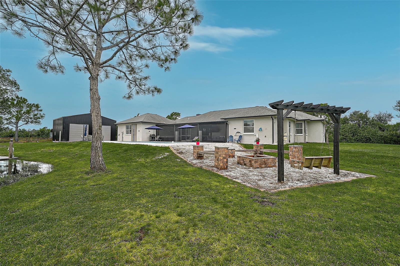 MAGNOLIA HILL - Residential