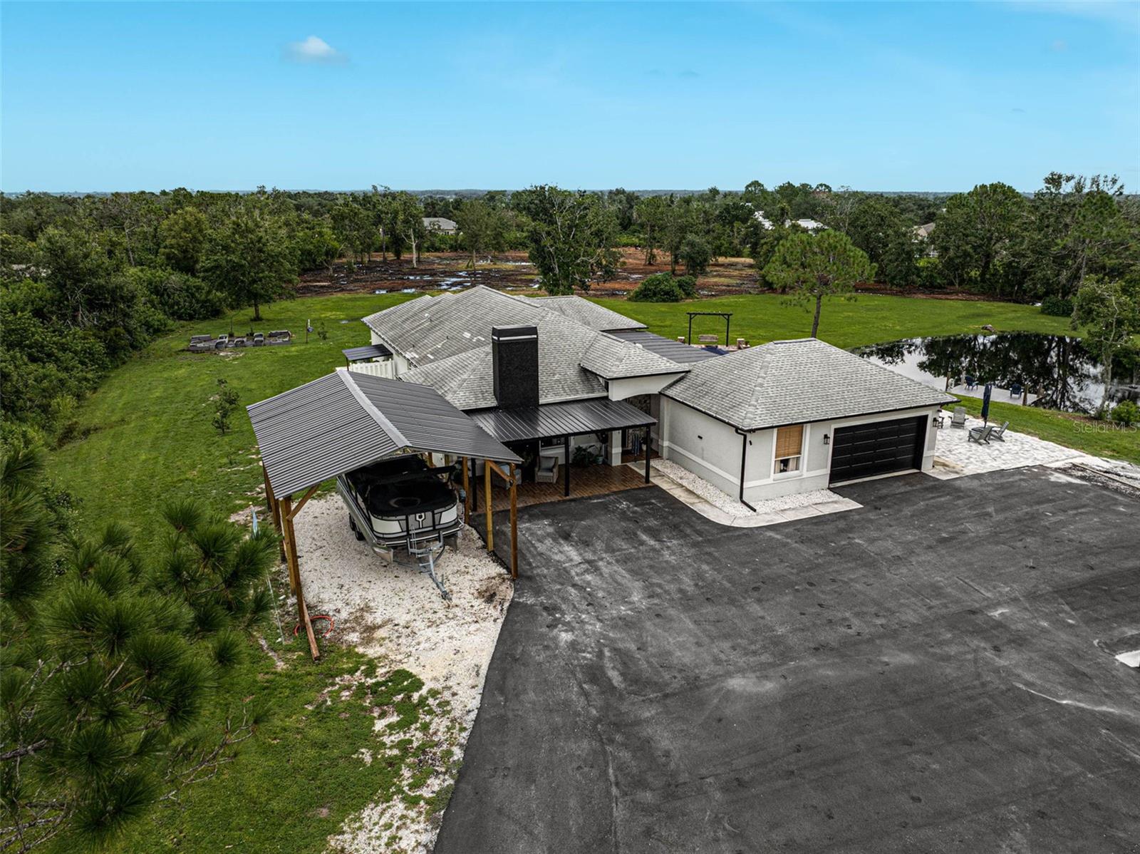 MAGNOLIA HILL - Residential