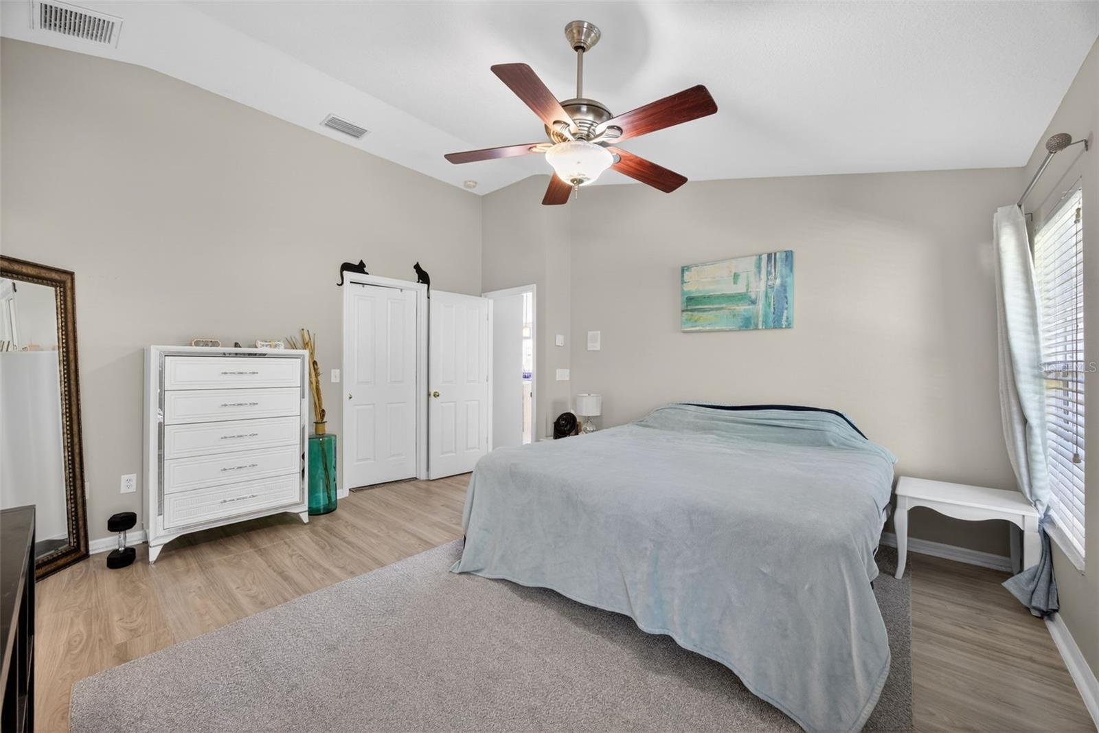 NORTHWOOD - Residential