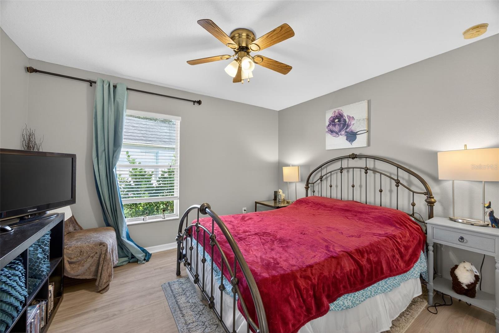 NORTHWOOD - Residential