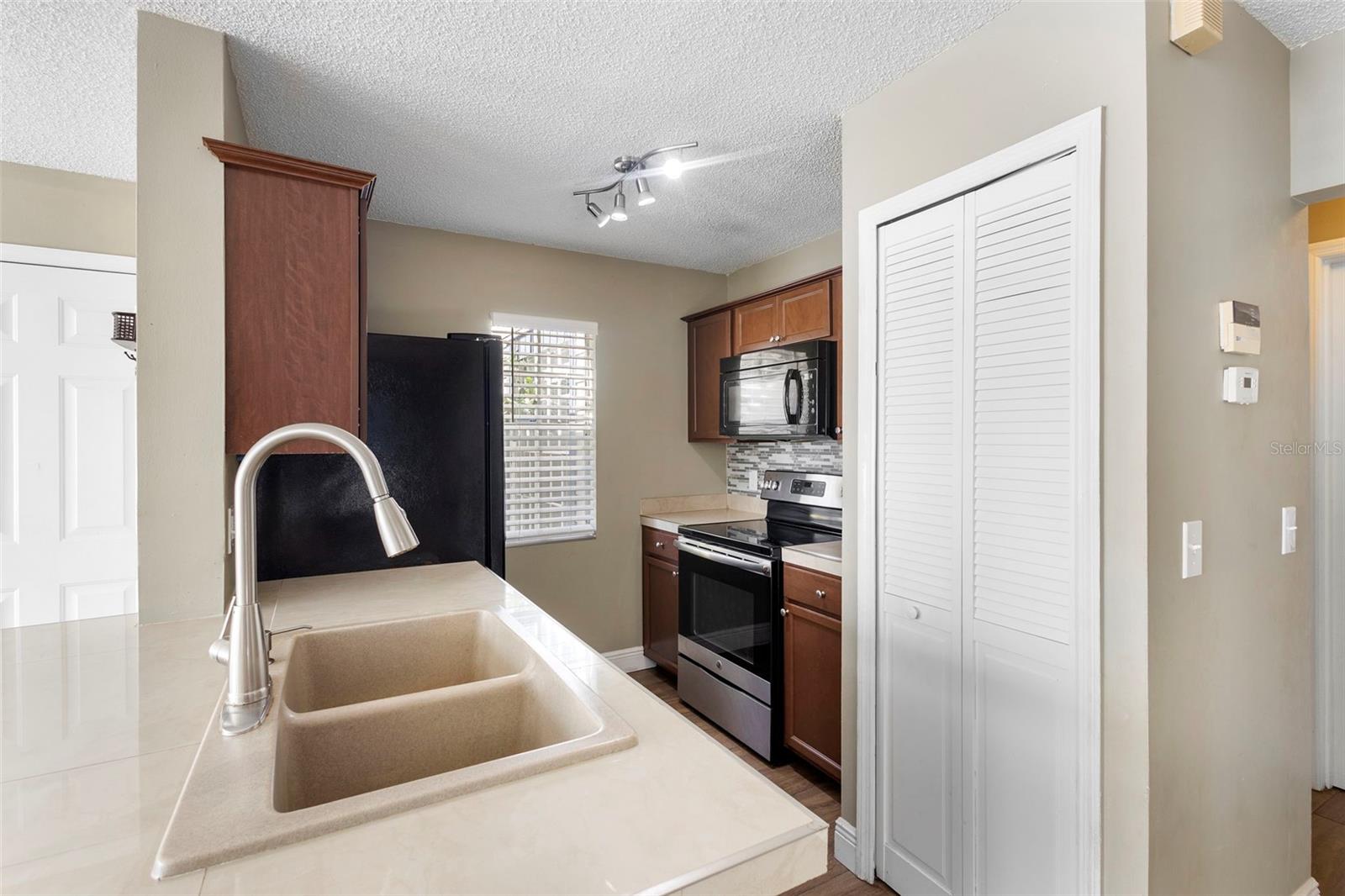 HIDDEN VILLAGE CONDO - Residential