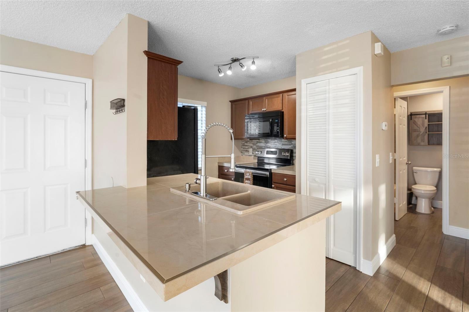 HIDDEN VILLAGE CONDO - Residential