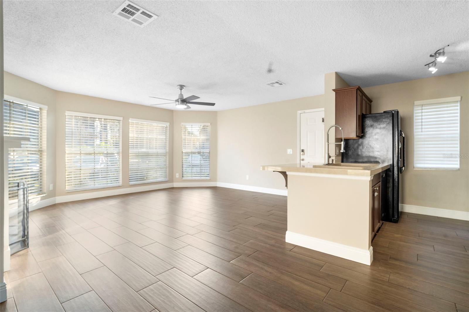 HIDDEN VILLAGE CONDO - Residential