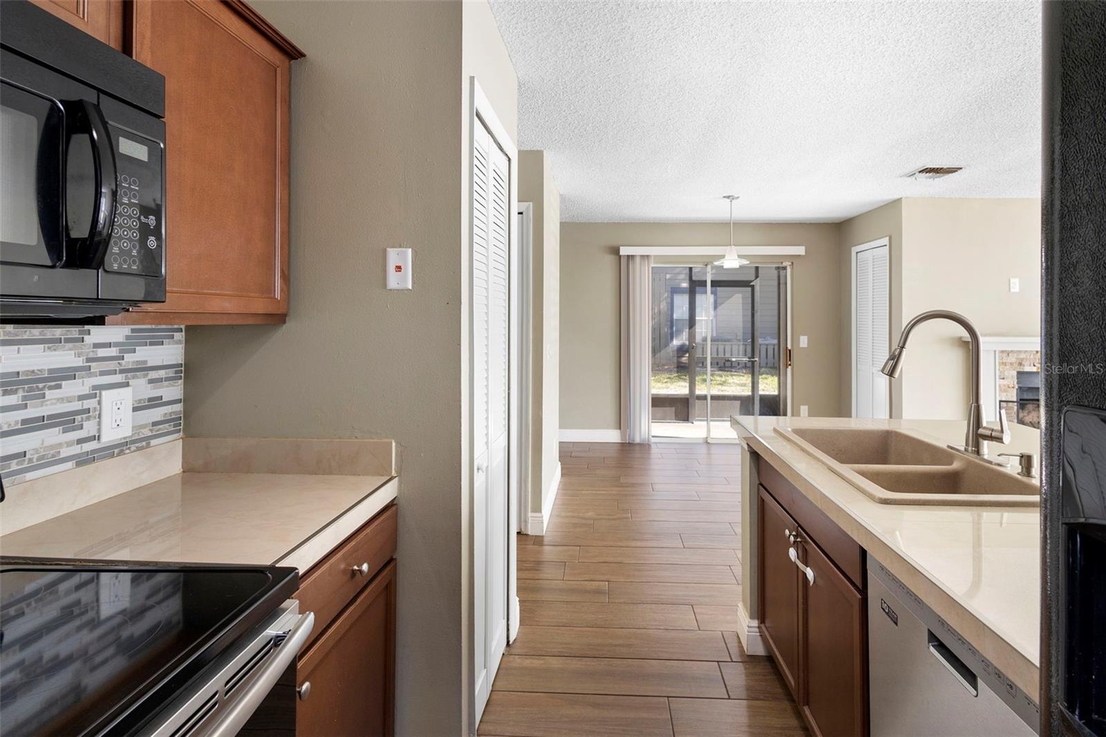 HIDDEN VILLAGE CONDO - Residential