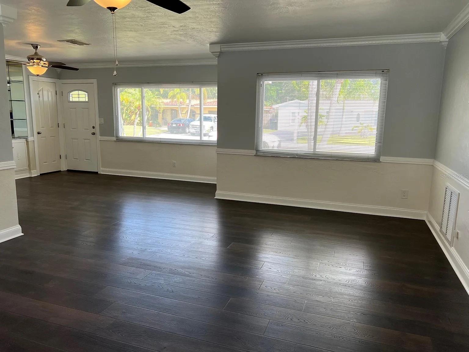 MEADOW LAWN 9TH ADD - Residential Lease