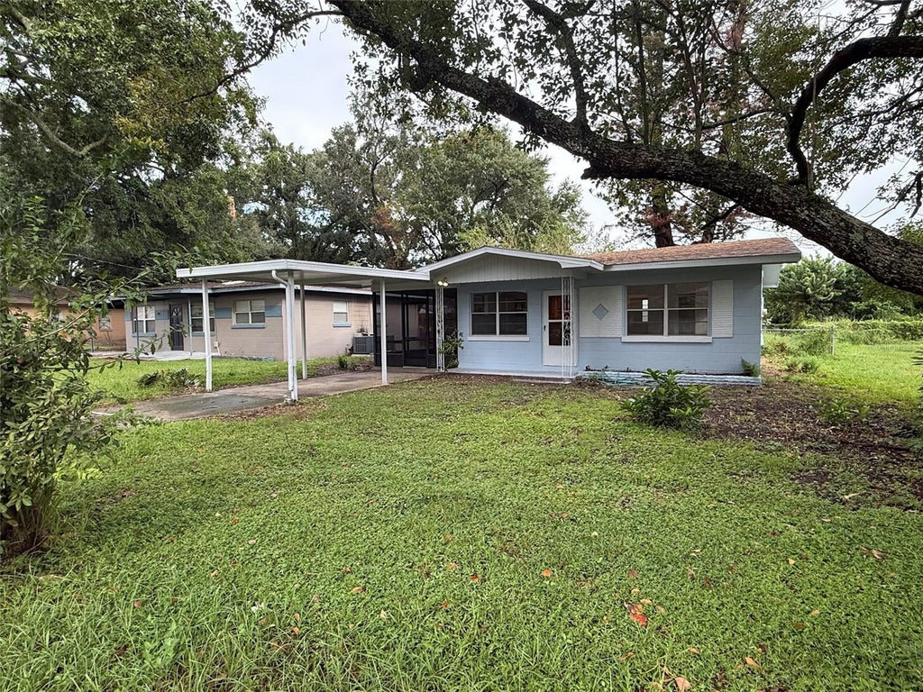 Photo of 3223 Avenue S NW, Winter Haven, FL 33881 (MLS # NS1089559)