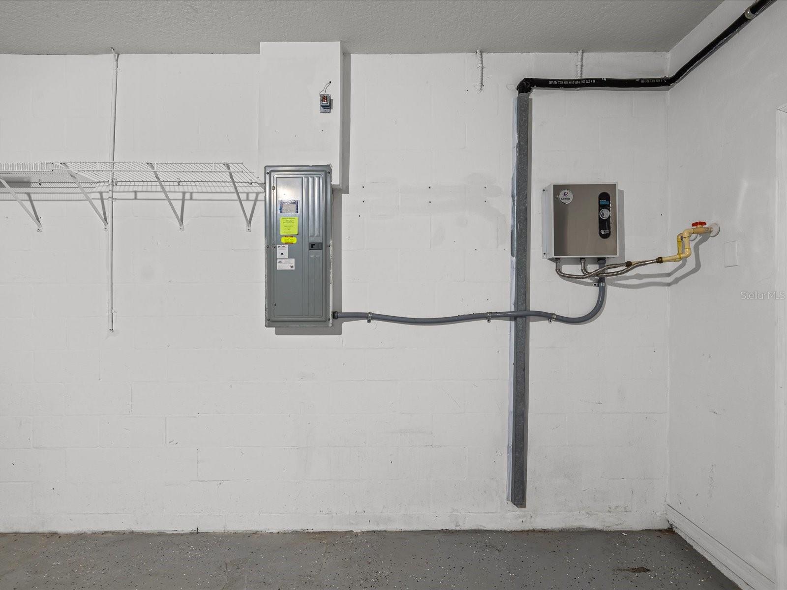 GROVES PH 01A - Residential