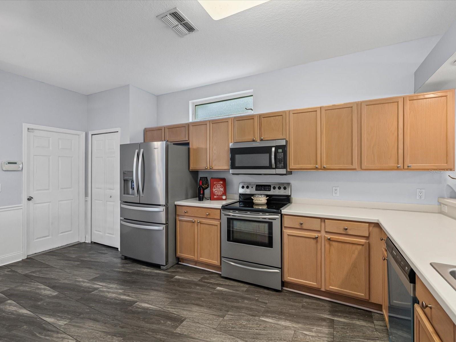 GROVES PH 01A - Residential
