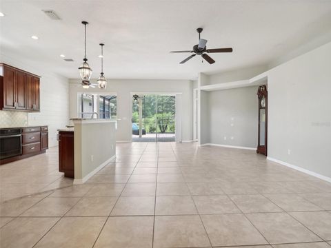 Single Family Residence in DEBARY FL 315 FOXHILL COURT 3.jpg