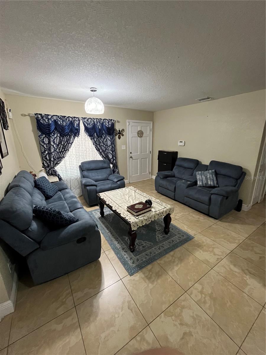 603 ZINNIA DRIVE