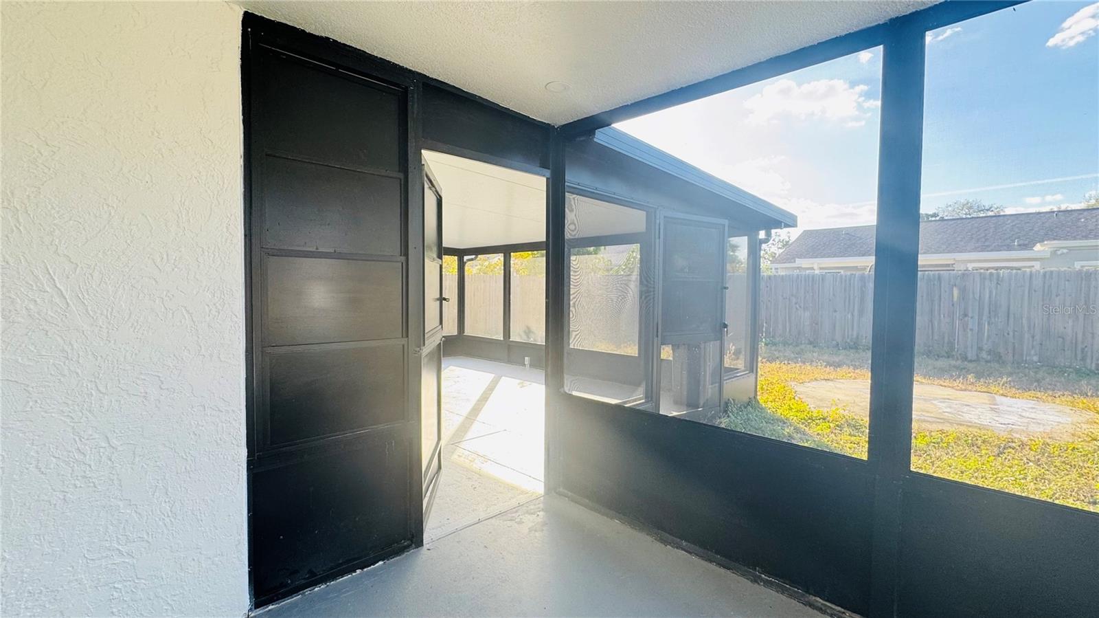 SEVEN SPGS HOMES - Residential Lease