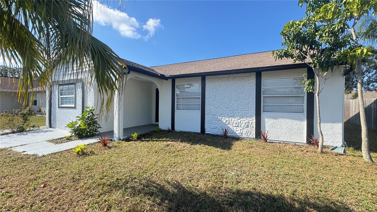 SEVEN SPGS HOMES - Residential Lease