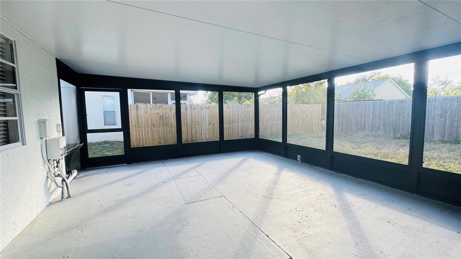 SEVEN SPGS HOMES - Residential Lease