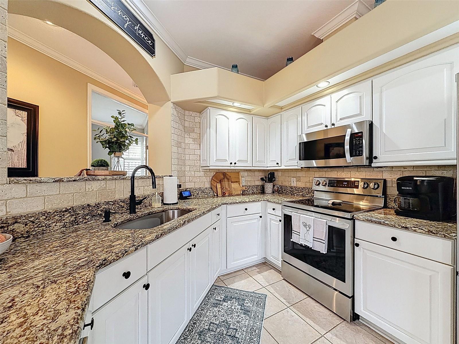 SILVERTHORN PH 3 - Residential