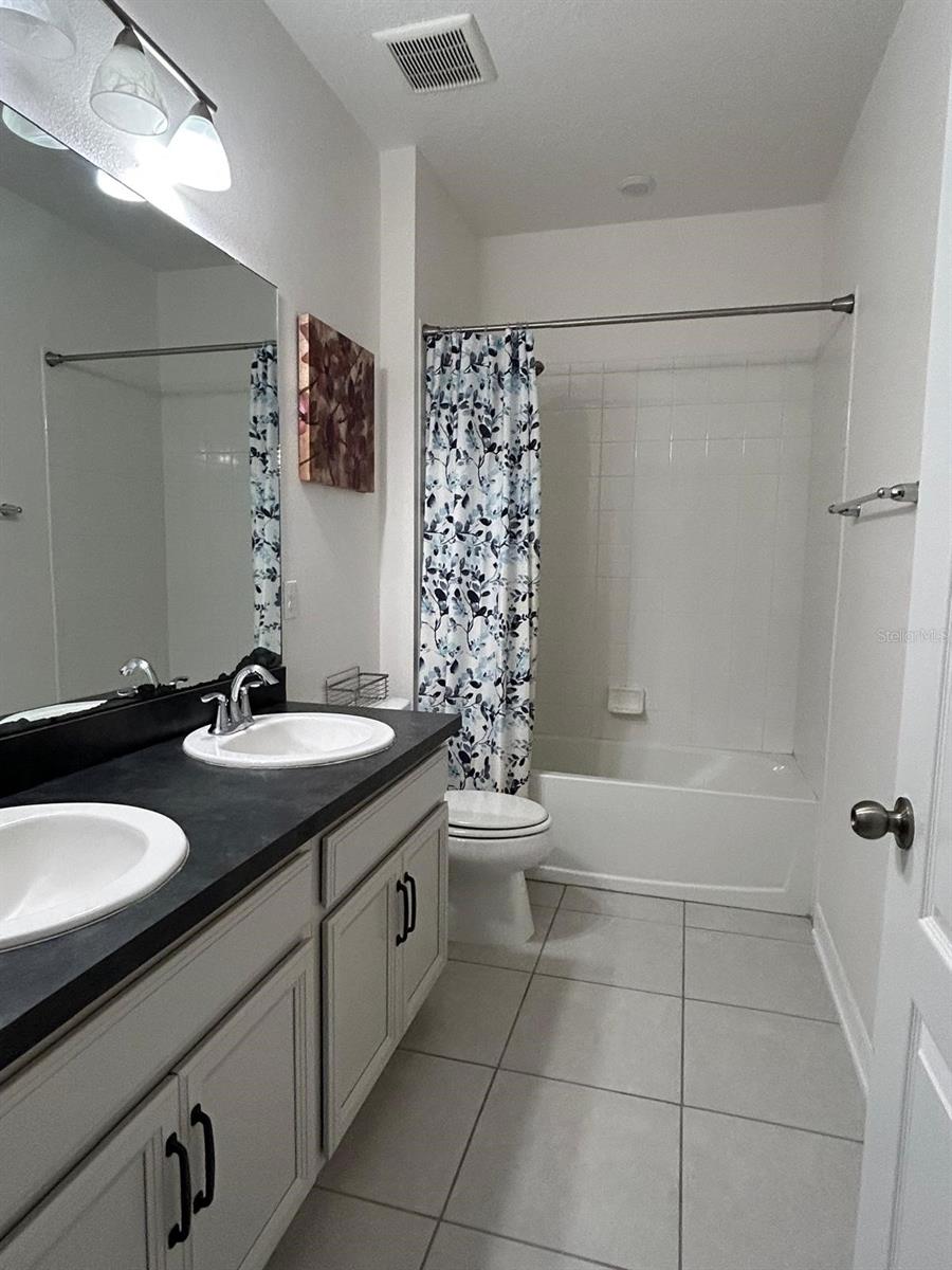 ESTUARY AT ST JOHNS - Residential Lease