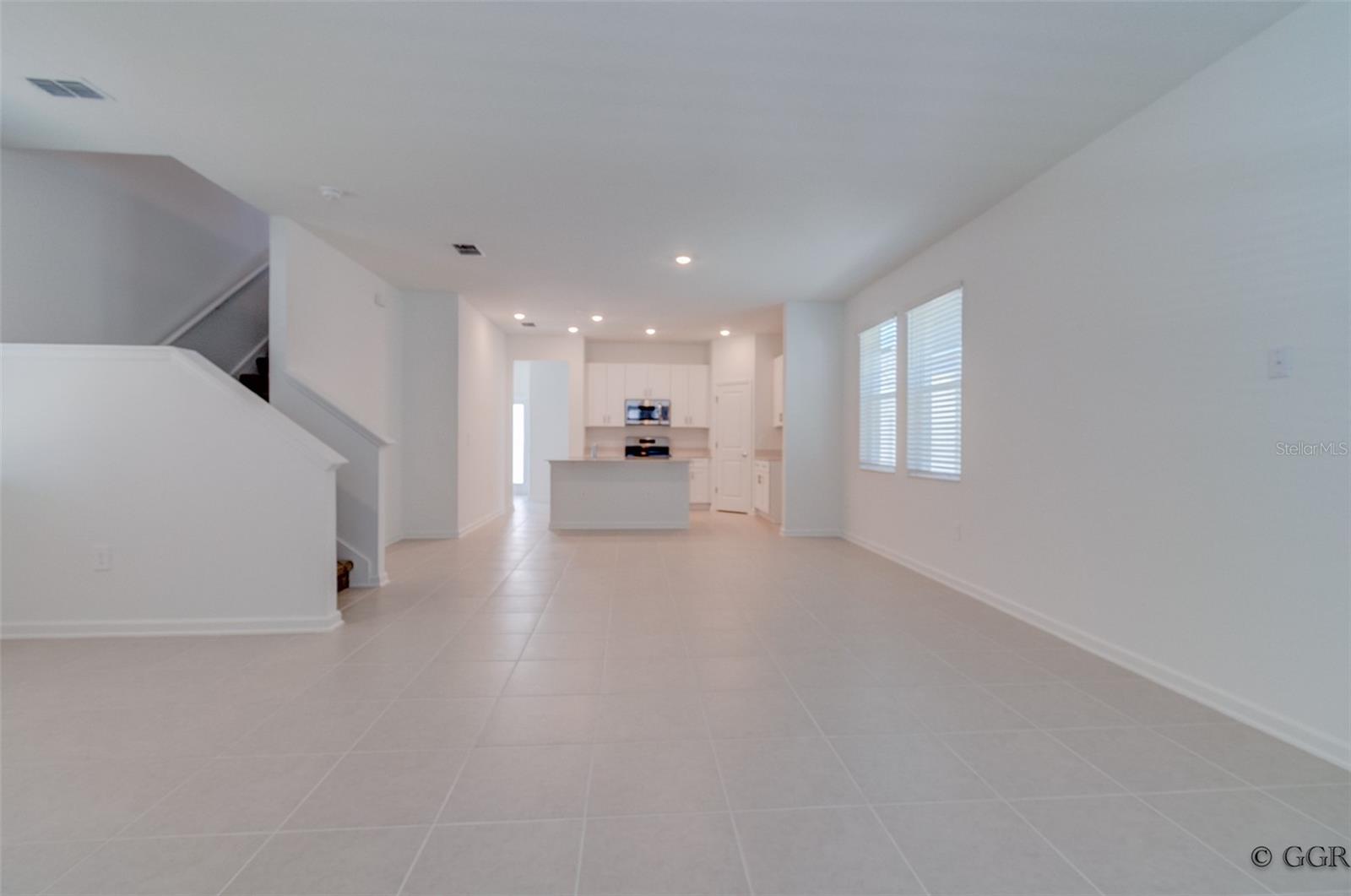 BRONSONS RDG REP - Residential Lease