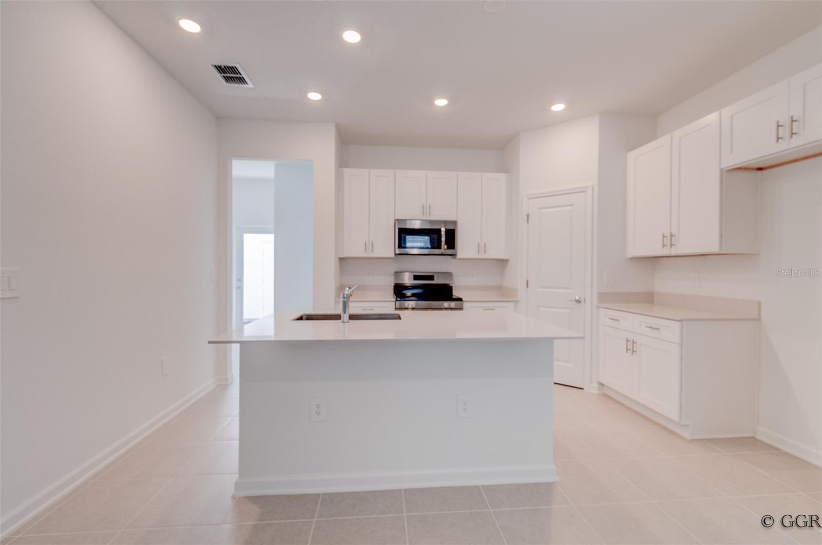 BRONSONS RDG REP - Residential Lease