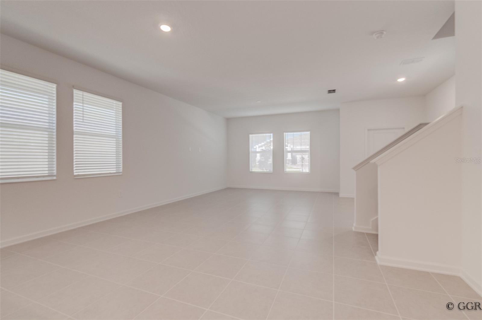 BRONSONS RDG REP - Residential Lease