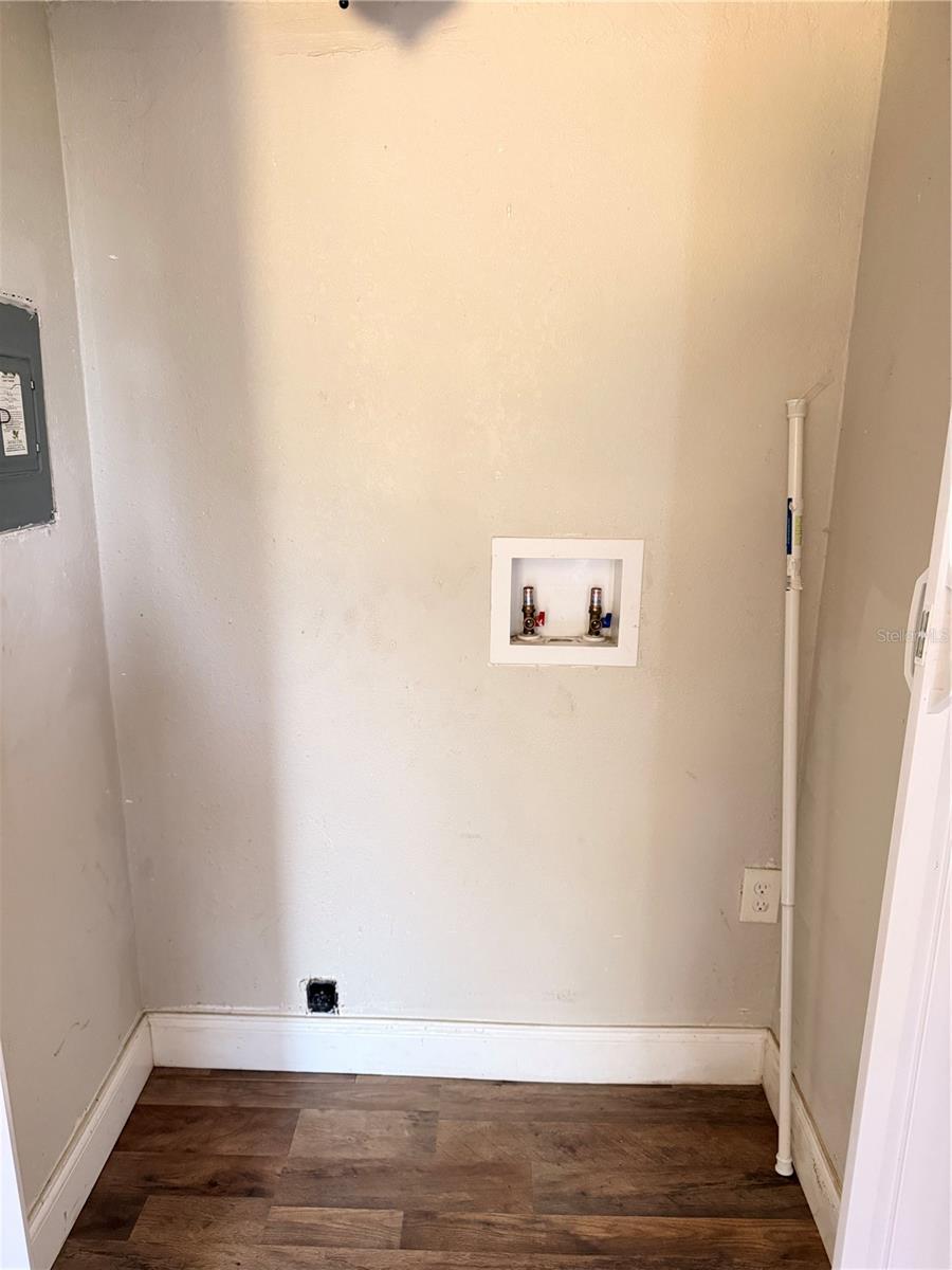 EAST MULBERRY OR A F FLETCHERS ADD - Residential Income