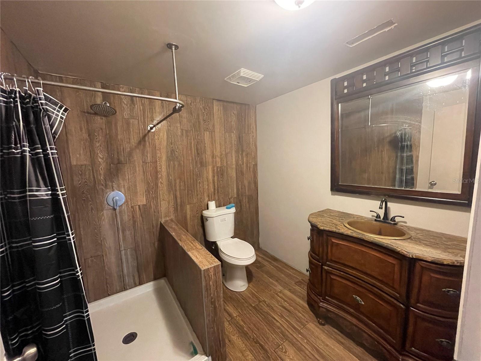 EAST MULBERRY OR A F FLETCHERS ADD - Residential Income