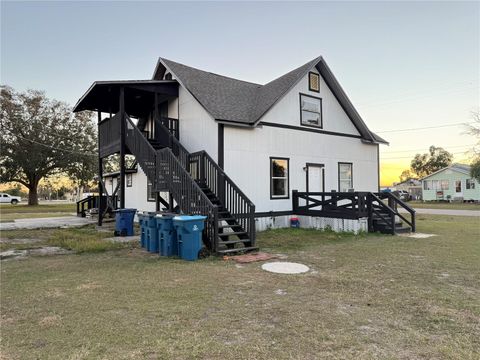 Photo of 1001 NE 1st Street, Mulberry, FL 33860 (MLS # TB8465730)