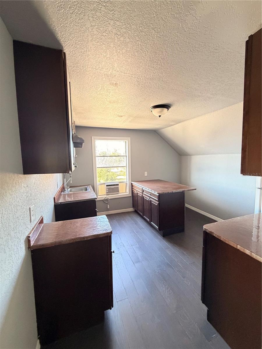 EAST MULBERRY OR A F FLETCHERS ADD - Residential Income