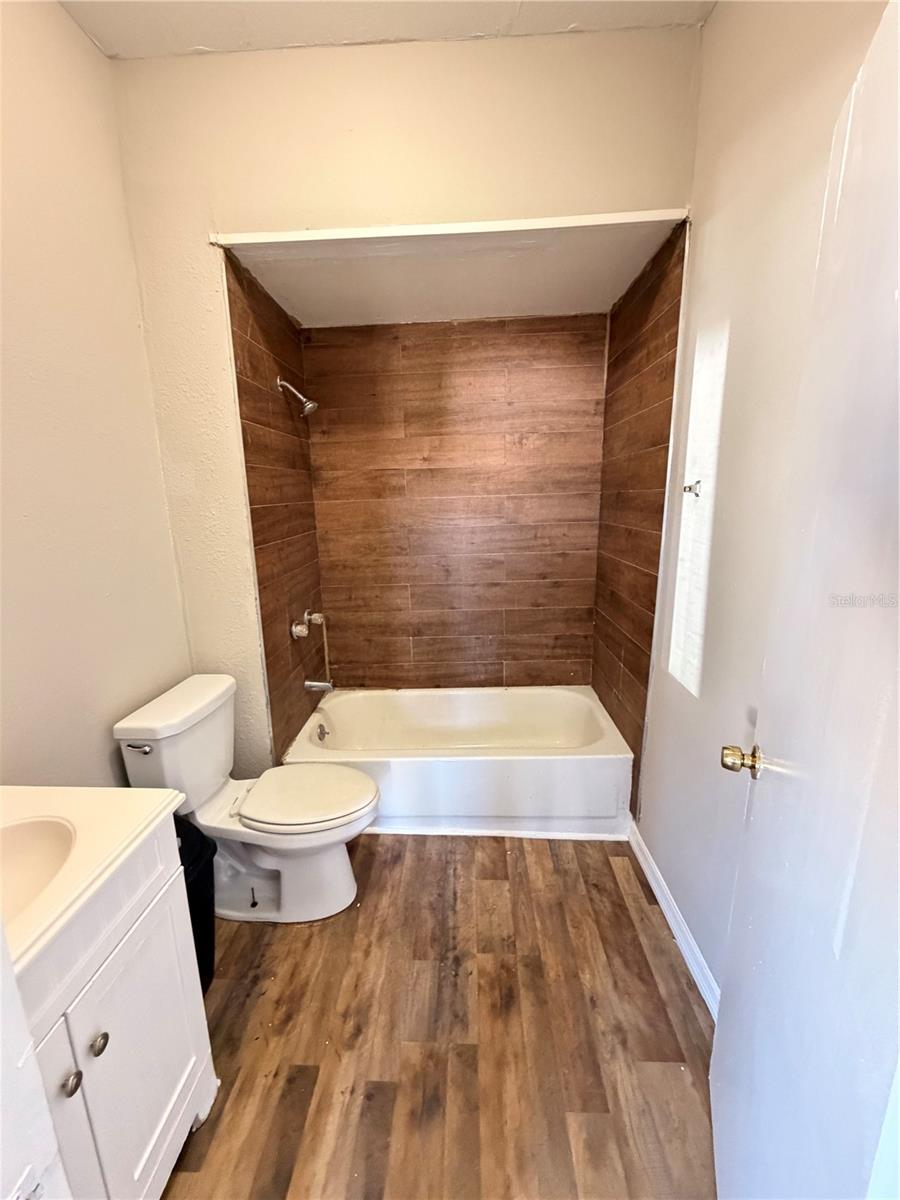 EAST MULBERRY OR A F FLETCHERS ADD - Residential Income