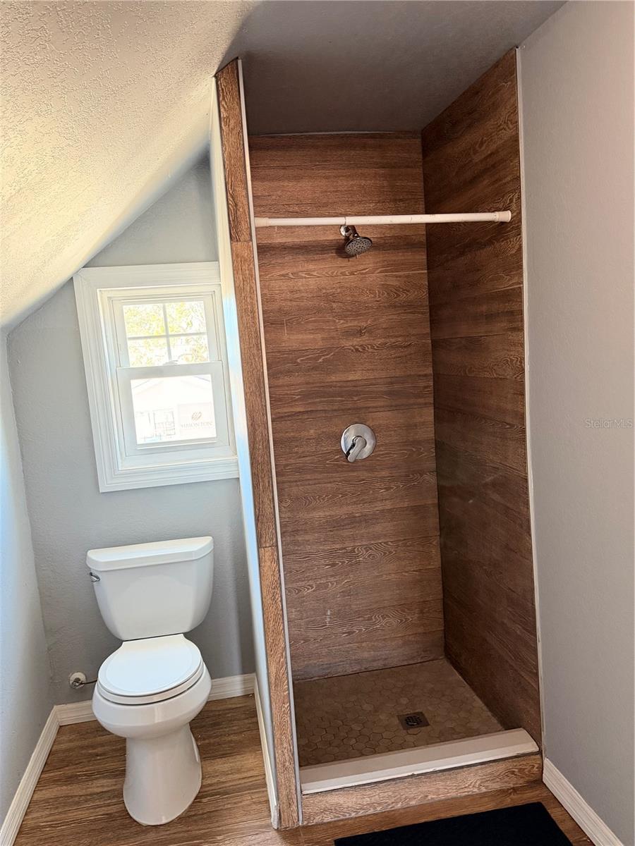 EAST MULBERRY OR A F FLETCHERS ADD - Residential Income