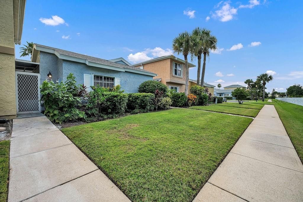 Photo of 1470 Malibu Circle NE #110, Palm Bay, FL 32905 (MLS # O6346967)