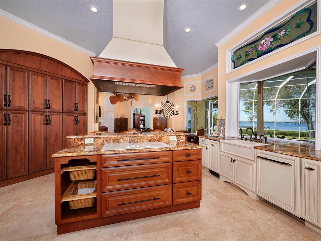 PINE BAY FOREST - Residential