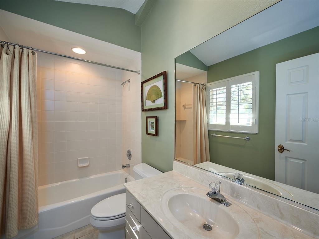 PINE BAY FOREST - Residential