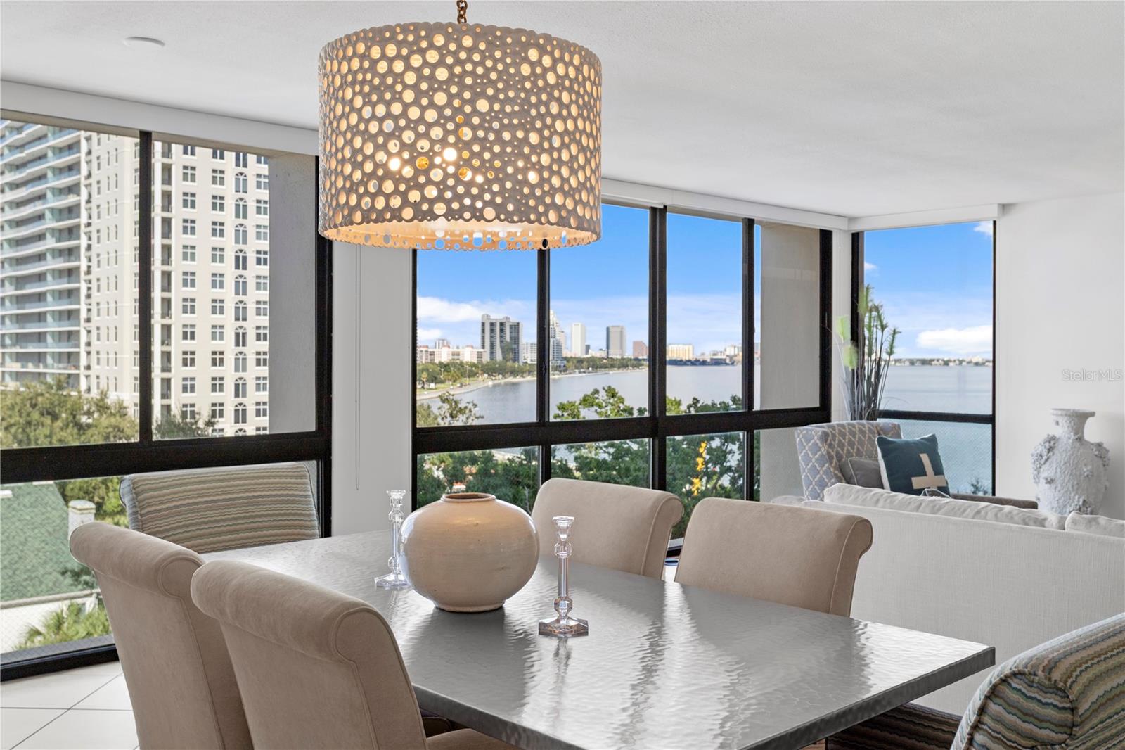 MONTE CARLO TOWERS A CONDOMINI - Residential Lease