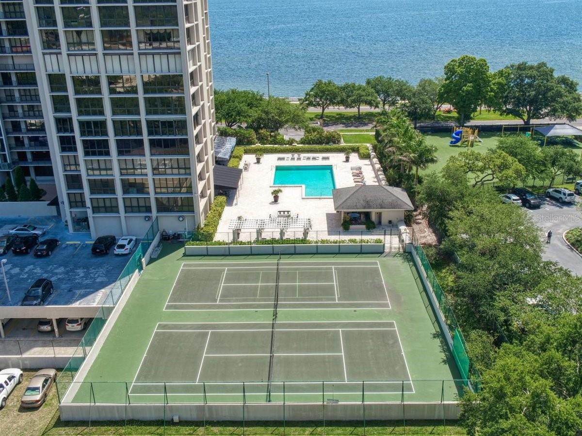 MONTE CARLO TOWERS A CONDOMINI - Residential Lease