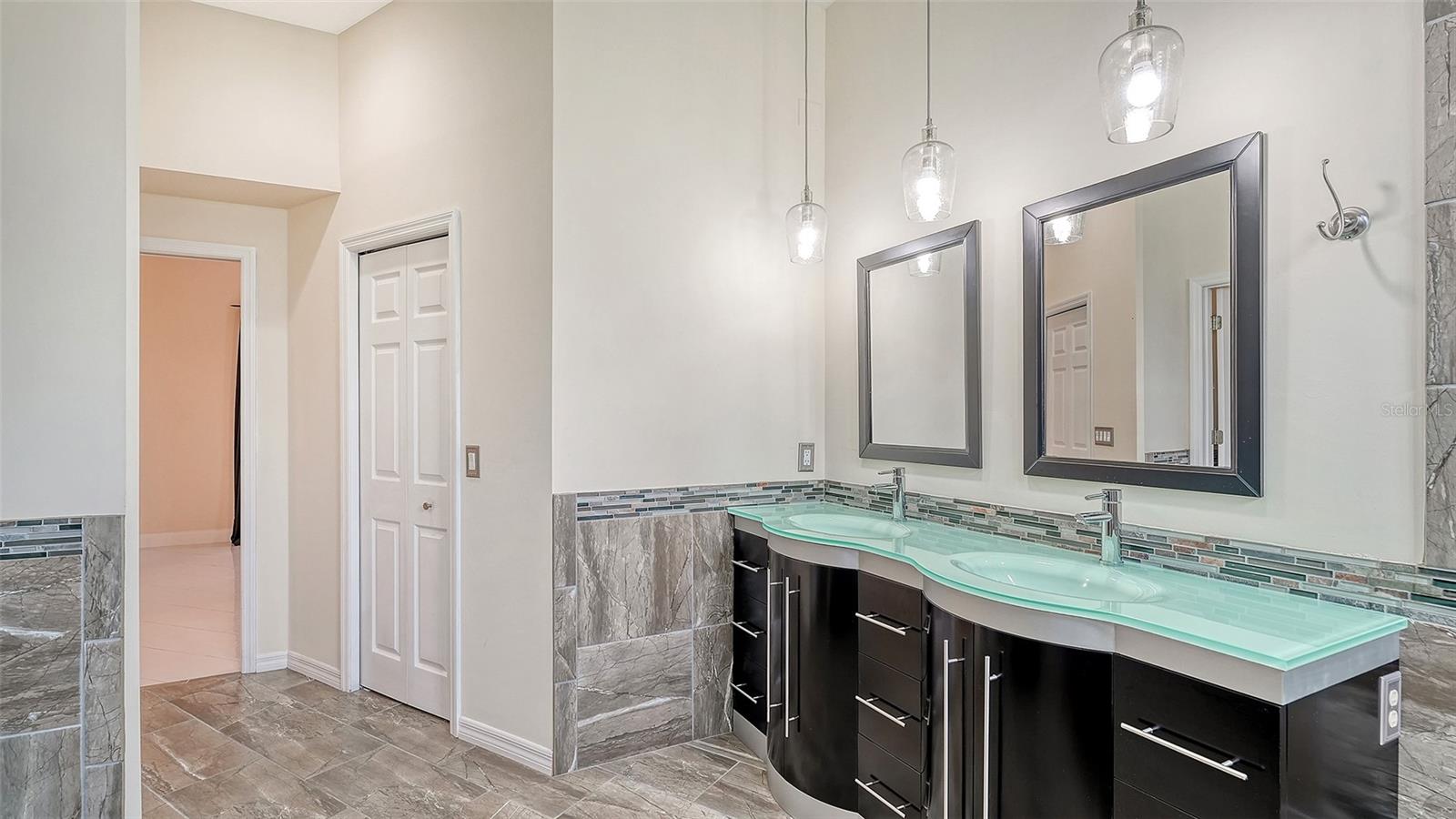 RIVERDALE REV - Residential