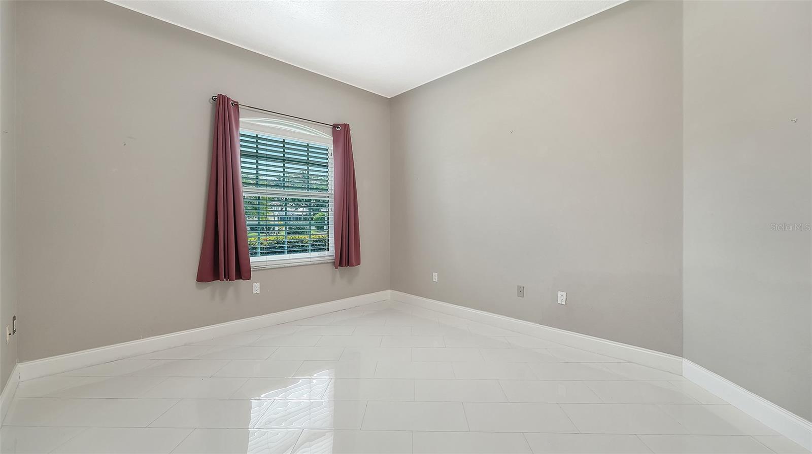 RIVERDALE REV - Residential