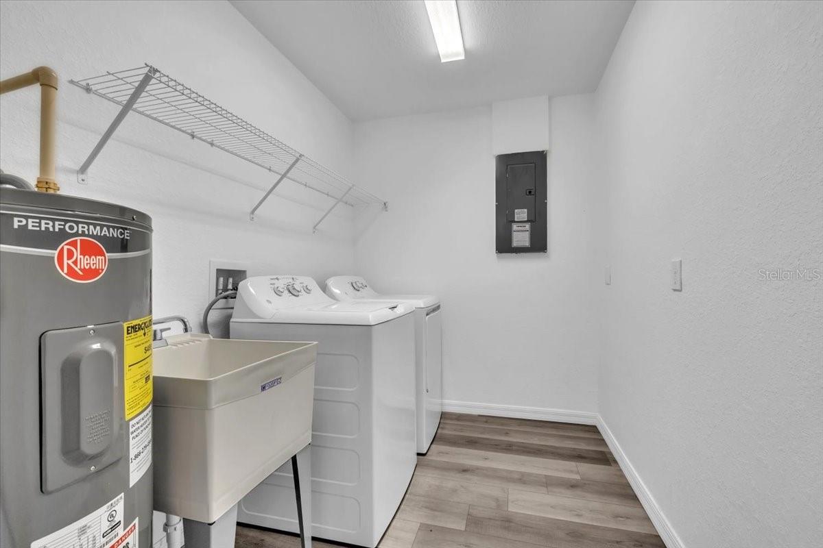 S P G HEIGHTS 1ST ADD - Residential