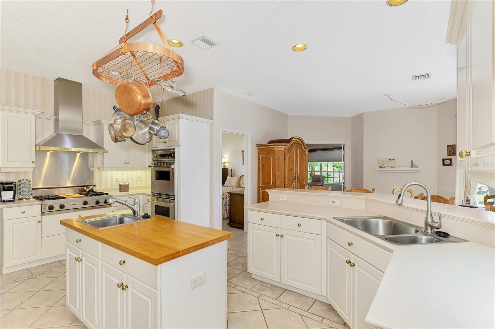 WATERFORD TR J PH 1 - Residential