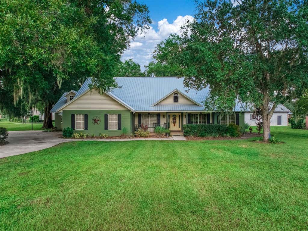 Photo of 510 Edgewood Drive, Fort Meade, FL 33841 (MLS # P4939605)