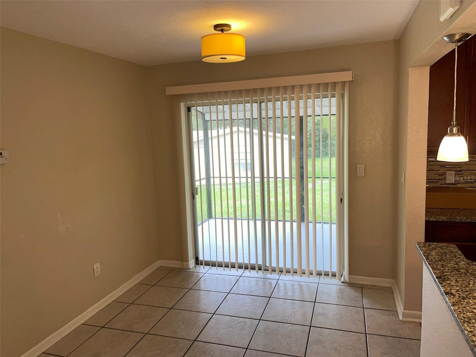 DELTONA LAKES UNIT 01 - Residential Lease