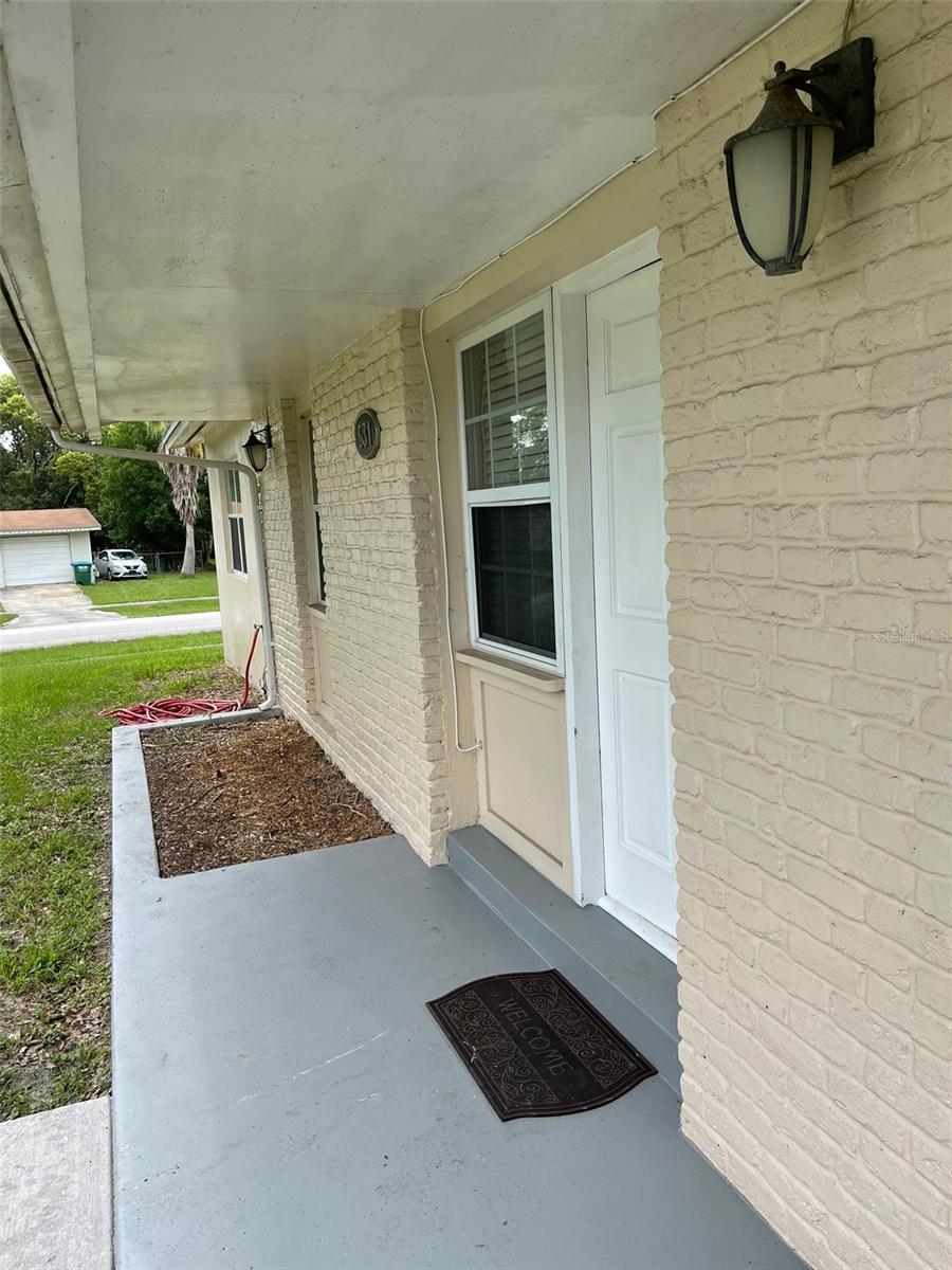 DELTONA LAKES UNIT 01 - Residential Lease