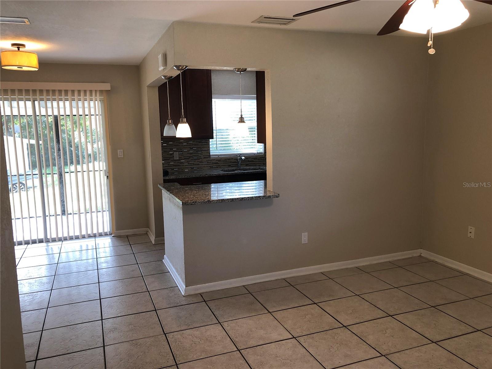DELTONA LAKES UNIT 01 - Residential Lease