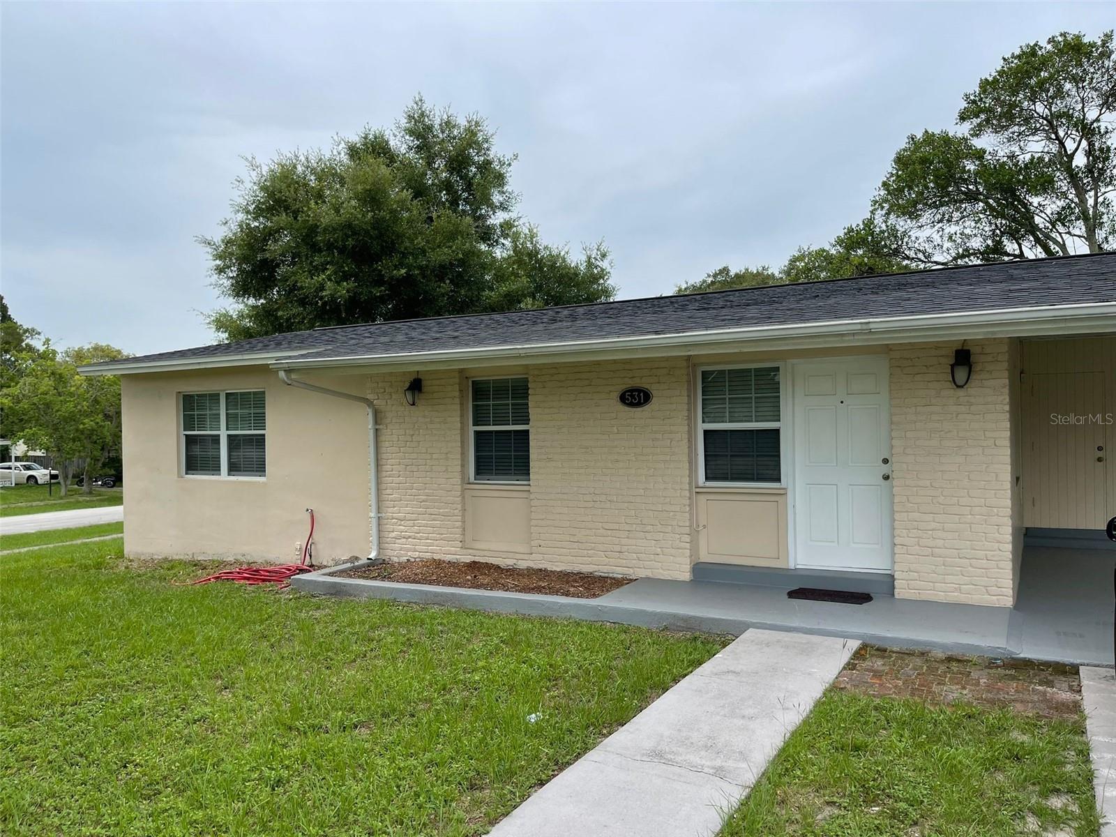 DELTONA LAKES UNIT 01 - Residential Lease