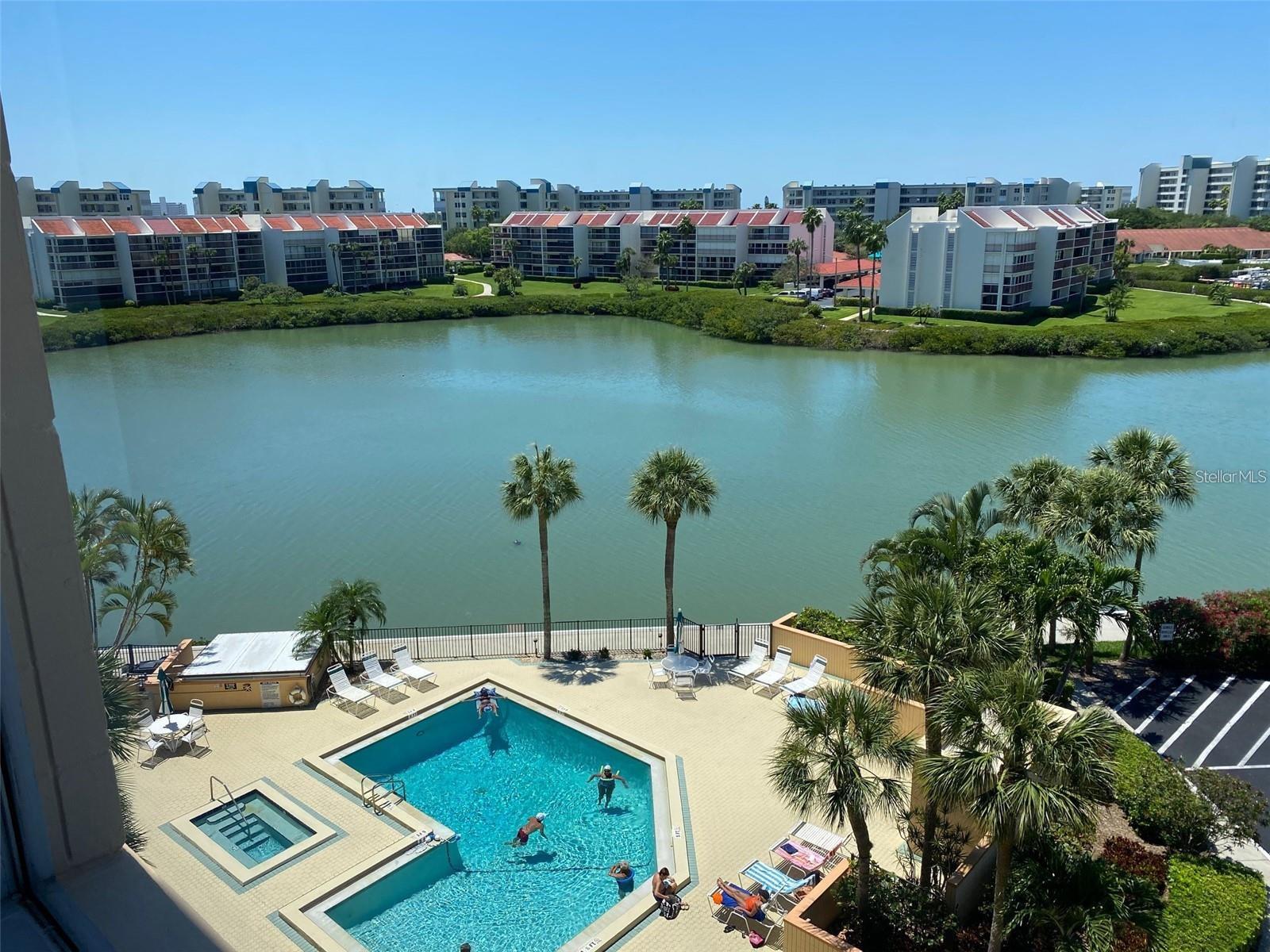 BAY ISLAND GROUP 1 - Residential