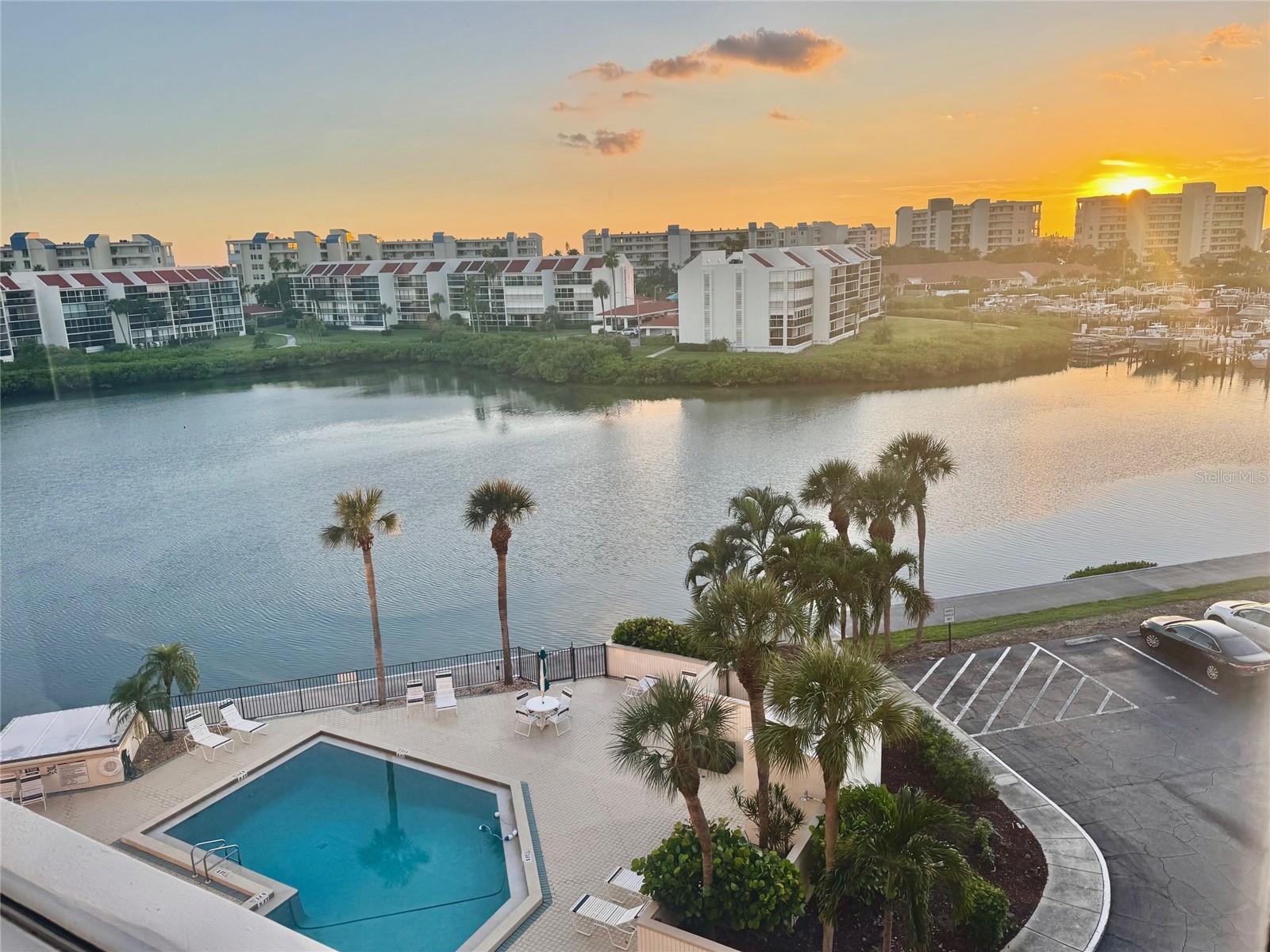 BAY ISLAND GROUP 1 - Residential