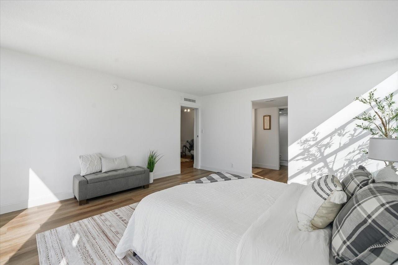 BAY ISLAND GROUP 1 - Residential