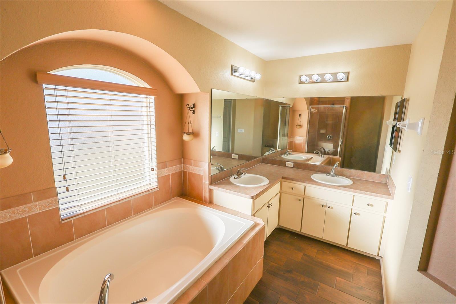 MAGNOLIA PRESERVE - Residential Lease