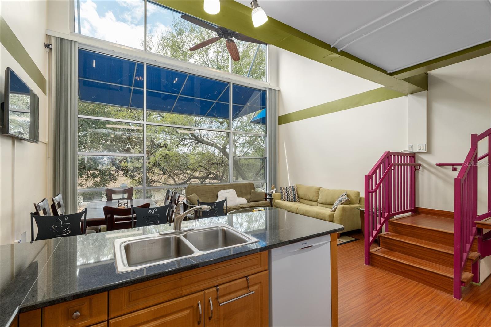 LOFTS OASIS CONDO - Residential